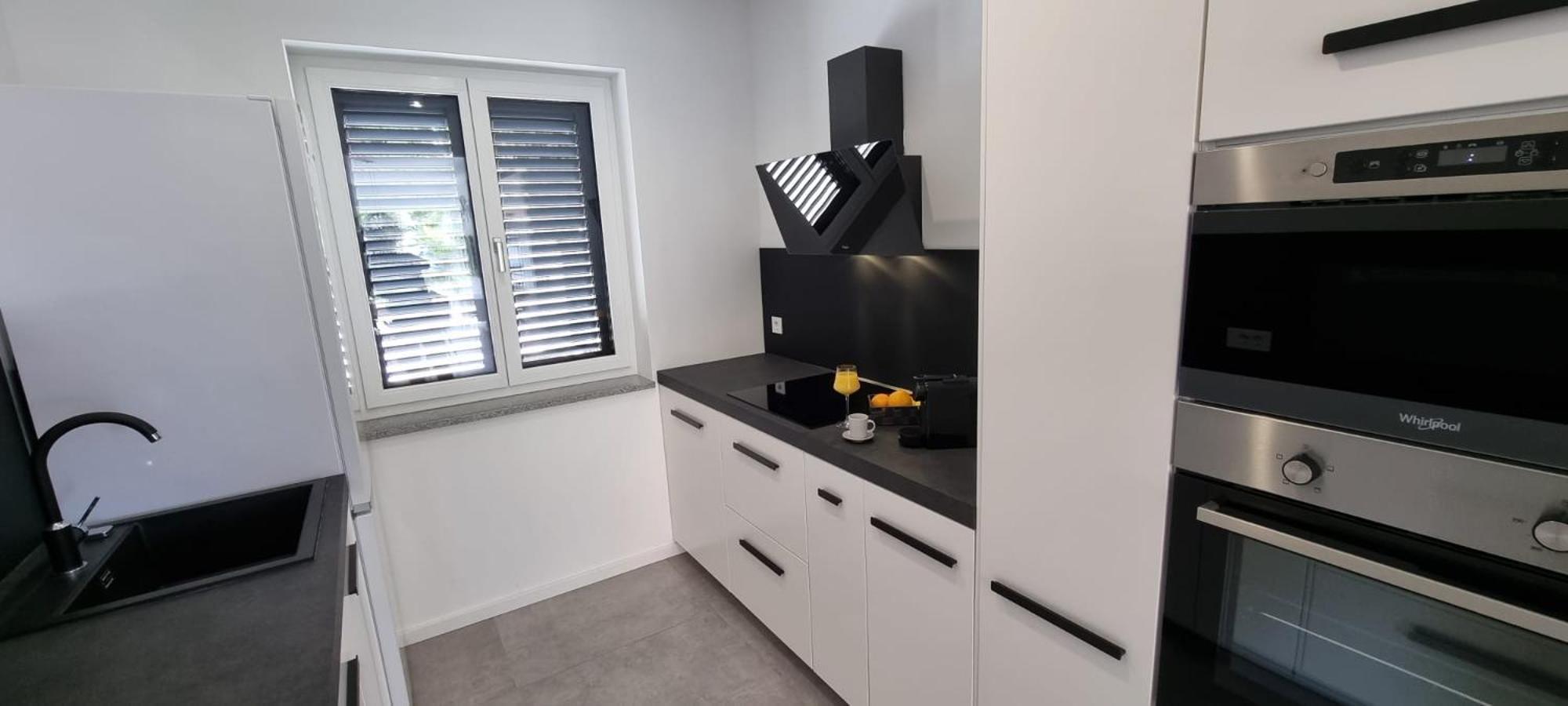 Seabreeze Luxury Apartments Njivice Rum bild